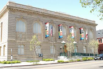 African American Museum and Library at Oakland (2008).jpg