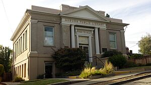 Auburn Public Library 2012-09-16 17-07-11
