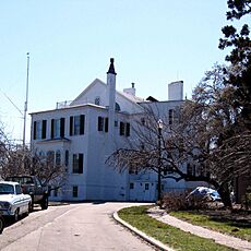 Brooklyn Navy Yard Commanders House jeh (cropped)