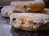 Closeup of Welsh cakes, February 2009.jpg