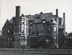 Edith Rockefeller McCormick mansion.jpg