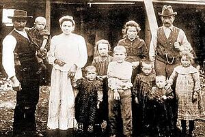 FamigliaCastagnaColoniCapitanPastene1910