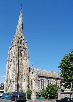 Former Holy Trinity Church, Dover Street, Ryde (June 2017) (5).jpg