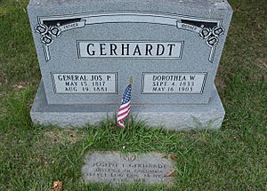 Joseph Gerhardt grave and headstone 02 - section Circle-Left North - Prospect Hill Cemetery - 2014