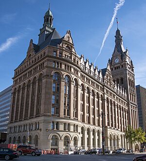 Milwaukee City Hall 742