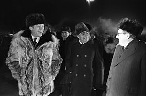 President Ford informally concludes the Vladivostok Summit - NARA - 7062568