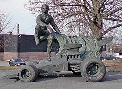 Ronnie-peterson-statue