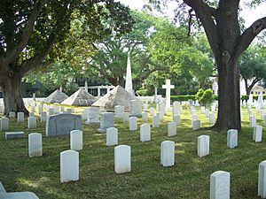 St Aug Nat Cemetery Dade mnmts01
