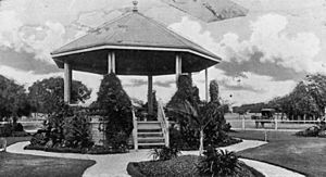 StateLibQld 1 89828 Bandstand in Lissner Park, Charters Towers, ca. 1905