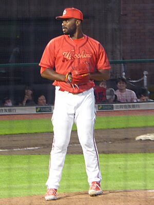Taylor Hearn with Hiroshima Toyo.jpg