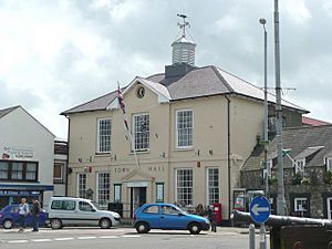 Town Hall, The Square, Fishguard - Abergwaun - geograph.org.uk - 1037194