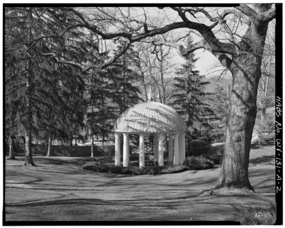 VIEW FROM SOUTHEAST - White Sulphur Springs, Spring House, U.S. Route 60, White Sulphur Springs, Greenbrier County, WV HABS WVA,13-WHISP,1A-2