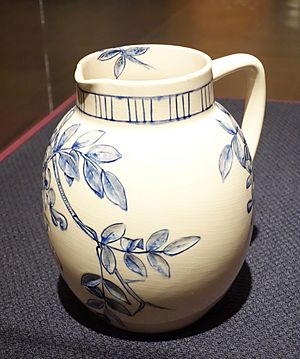 Vase by Laura A. Fry (1857-1943), Rookwood Pottery Company, Cincinnati, Ohio, 1883, glazed earthenware - Brooklyn Museum - DSC09464