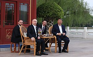 Vladimir Putin and Xi Jinping having tea at the garden of Zhongnanhai (2024-05-16) 2