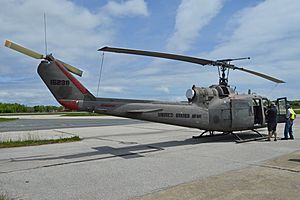 Bell UH-1M Huey ‘15238’ (17771082423)