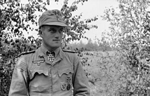 Bundesarchiv Bild 101I-210-0219-02A, Russland-Nord, Siegfried Grabert