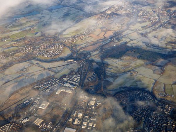 Cumbernauld from the air (geograph 5629257)
