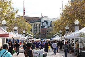 Farmer´s Market at UN Plaza-Civic Center in San Francisco (TK2)