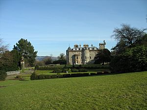 Finlaystone House from west.JPG