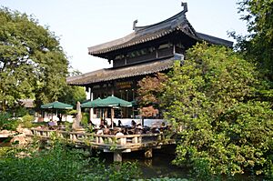 Gorgeous setting for a cafe inside the Xixi Wetland Park (36566278326)