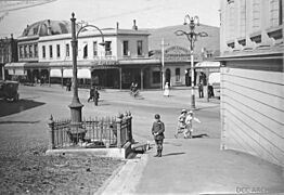 London Street Comfort Station 1919 (8712970180)