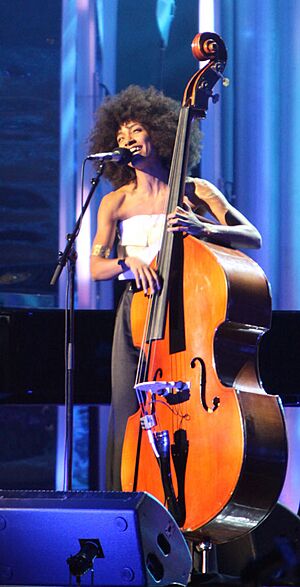 Nobel Peace Price Concert 2009 Esperanza Spalding1