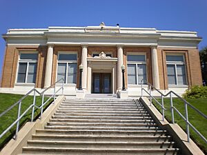 SSF Grand Avenue library front