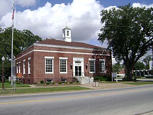 Southwest corner of Cook County Historical Society Museum
