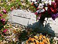The grave of Patsy Cline, B - Stierch