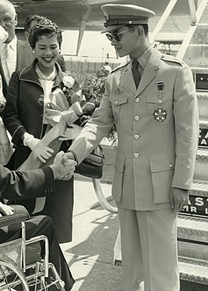 1960 Queen Sirikit and King Bhumibol Adulyadej of Thailand (10695882636) (cropped)