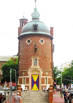 2017 Harvard Lampoon Building front, Cambridge, Massachusetts