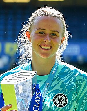 20250510-Hannah Hampton (cropped - portrait).jpg