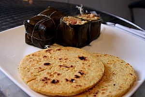 Arepa y Tamal Santandereano