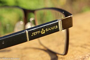 Benedict Ybanez-Macrophotography glasses (1 of 1)