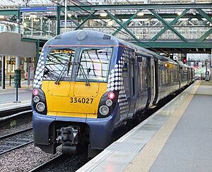 Class 334 in Waverley Station 02