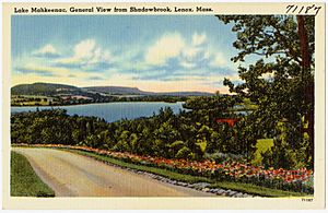Lake Mahkeenac, general view from Shadowbrook, Lenox, Mass (71187)
