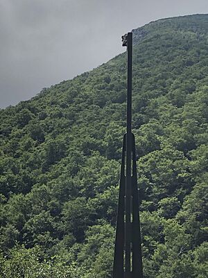Old Man of the Mountain steel profiler view