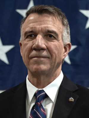 Phil Scott 2019 (3x4 cropped).png