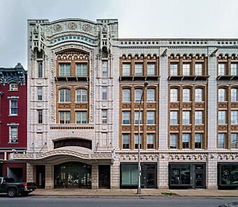 Proctor's Theater, Troy, New York.jpg