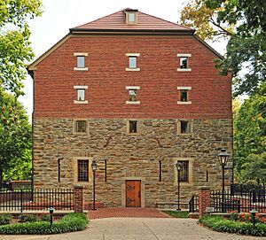 Rapp Granary 1818 in New Harmony, Indiana