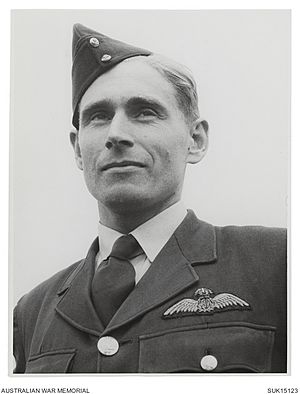 Robert Bungey, June 1941.jpg