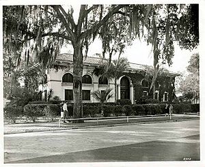 Rollins College Carnegie Library