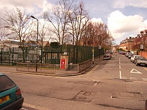 Stroud Green and Hornsey High School for Girls (site of)