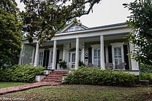 The Magnolias (1 of 1)