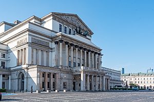 Warszawa, ul. Senatorska 21, 25 20170516 001