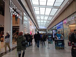 Broadway Centre - Eastbrook Mall (geograph 4731062)