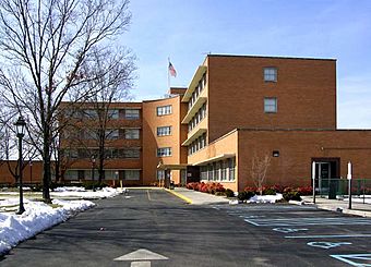 Burrell Memorial Hospital in Roanoke, Virginia.jpg