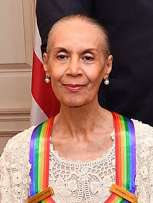 Carmen de Lavallade receiving the Kennedy Center Honor Medal in 2017