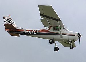 Cessna.fa150k.g-aycf.arp