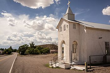 Church in Cuchillo (9410812980)